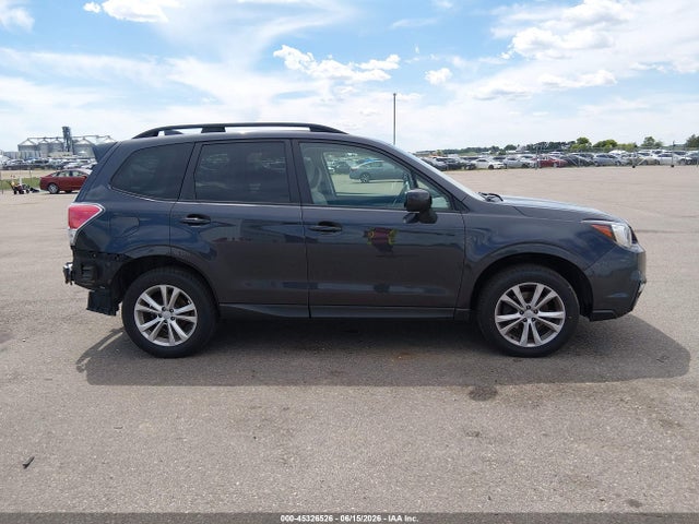 Subaru Forester 2.5i Premium 2018 JF2SJAGC2JH592517 Image 13