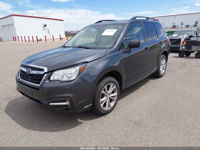 Subaru Forester 2.5i Premium 2018 JF2SJAGC2JH592517 Image 2