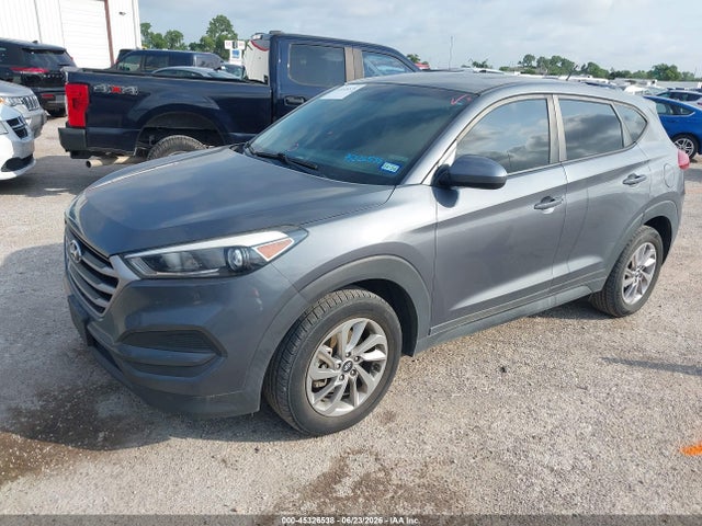 KM8J23A46JU675150 Hyundai TUCSON SE