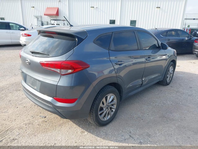 KM8J23A46JU675150 Hyundai TUCSON SE