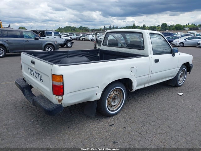 Auction sale of the 1992 Toyota Pickup 1/2 Ton Short Whlbase Stb, vin: 4TARN81A8NZ010417, lot number: 45326602
