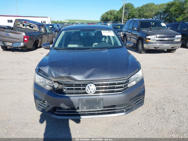 45326604 :رقم المزاد ، 1VWAA7A34JC010496 vin ، 2018 Volkswagen Passat 2.0t R-line/2.0t S مزاد بيع