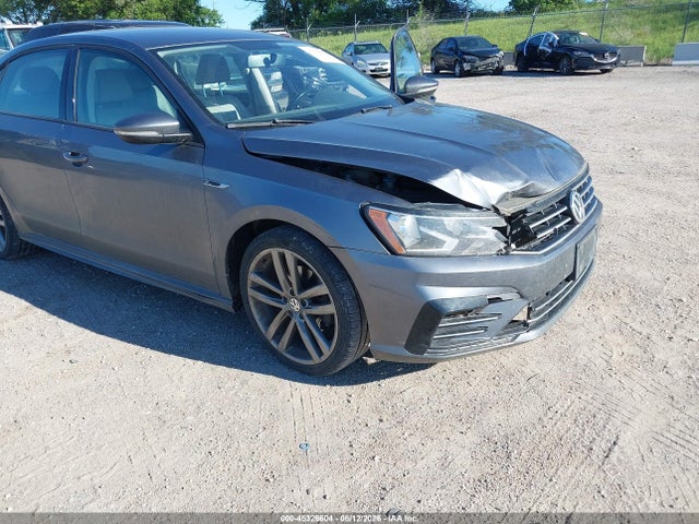45326604 :رقم المزاد ، 1VWAA7A34JC010496 vin ، 2018 Volkswagen Passat 2.0t R-line/2.0t S مزاد بيع