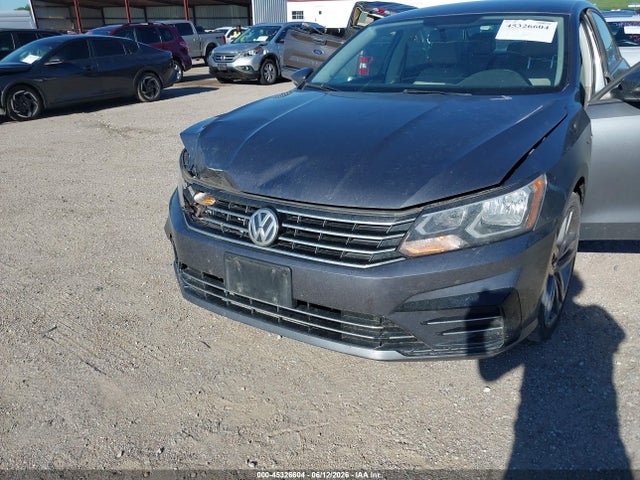 45326604 :رقم المزاد ، 1VWAA7A34JC010496 vin ، 2018 Volkswagen Passat 2.0t R-line/2.0t S مزاد بيع