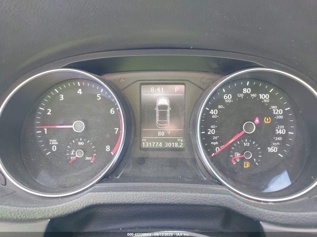 45326604 :رقم المزاد ، 1VWAA7A34JC010496 vin ، 2018 Volkswagen Passat 2.0t R-line/2.0t S مزاد بيع