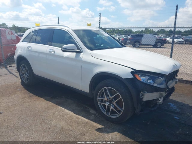 Mercedes-Benz GLC 300 2019 WDC0G4JB0KV125244 main image