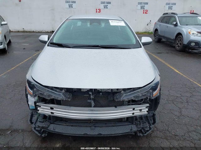 5YFB4MDE1RP129524 Toyota COROLLA LE