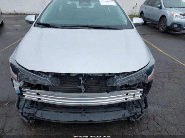 5YFB4MDE1RP129524 Toyota COROLLA LE