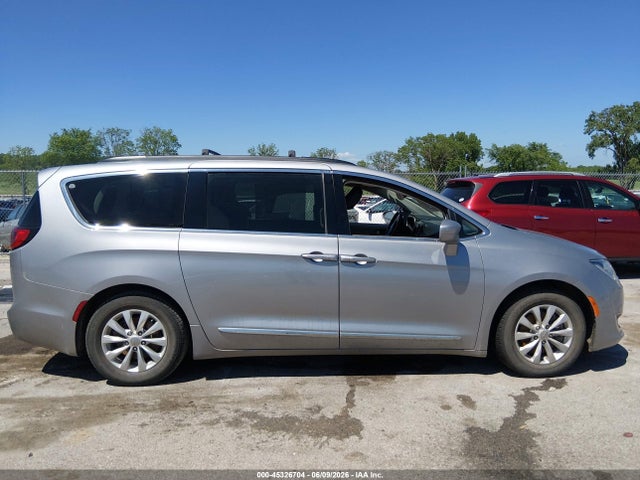 Aukcja sprzedaży 2017 Chrysler Pacifica Touring-l, vin: 2C4RC1BG9HR588268, numer aukcji: 45326704
