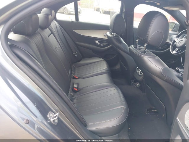 45326719 :رقم المزاد ، WDDZF4KB7HA033987 vin ، 2017 Mercedes-benz E 300 4matic مزاد بيع