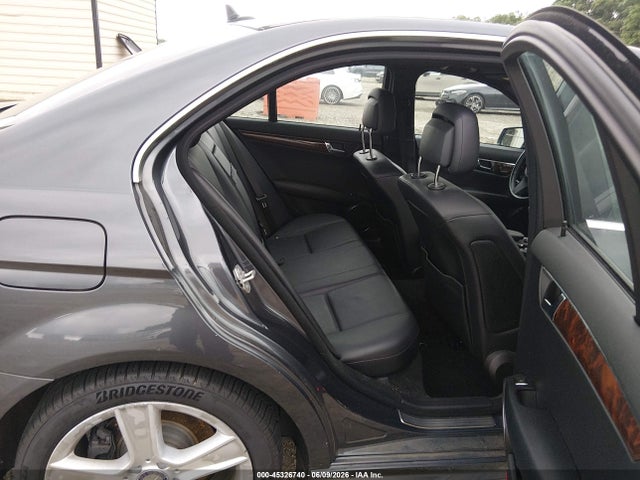 45326740 :رقم المزاد ، WDDGF5EB6AR092335 vin ، 2010 Mercedes-benz C 300 Sport مزاد بيع