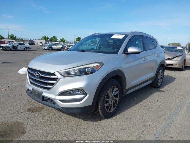 Hyundai TUCSON SEL 2018 KM8J3CA43JU760475 Image 2