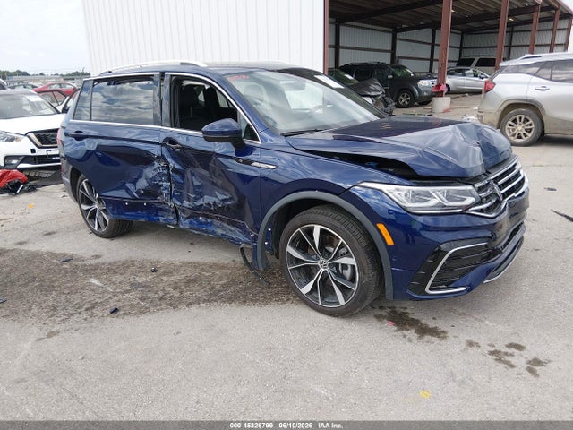 2024 Volkswagen Tiguan 2.0t Sel R-line მანქანა იყიდება აუქციონზე, vin: 3VV4B7AXXRM066146, აუქციონის ნომერი: 45326799