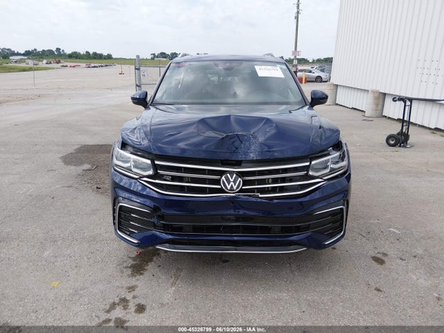 2024 Volkswagen Tiguan 2.0t Sel R-line მანქანა იყიდება აუქციონზე, vin: 3VV4B7AXXRM066146, აუქციონის ნომერი: 45326799