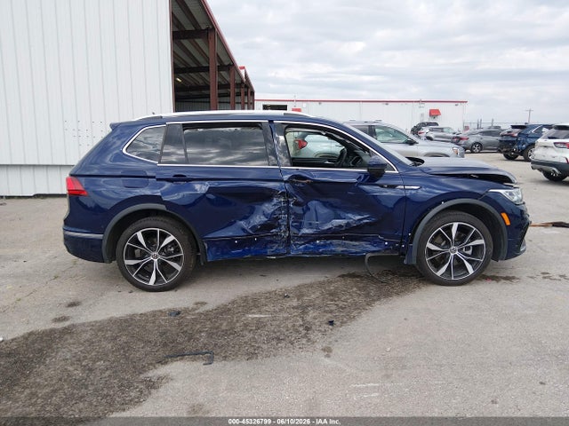 2024 Volkswagen Tiguan 2.0t Sel R-line მანქანა იყიდება აუქციონზე, vin: 3VV4B7AXXRM066146, აუქციონის ნომერი: 45326799