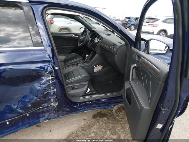 2024 Volkswagen Tiguan 2.0t Sel R-line მანქანა იყიდება აუქციონზე, vin: 3VV4B7AXXRM066146, აუქციონის ნომერი: 45326799