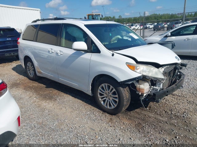 Toyota Sienna Xle V6 8 Passenger 2014 5TDYK3DC4ES454419 главное изображение