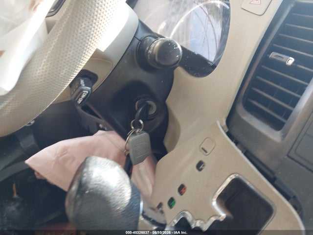 5TDYK3DC4ES454419 Toyota Sienna Xle V6 8 Passenger