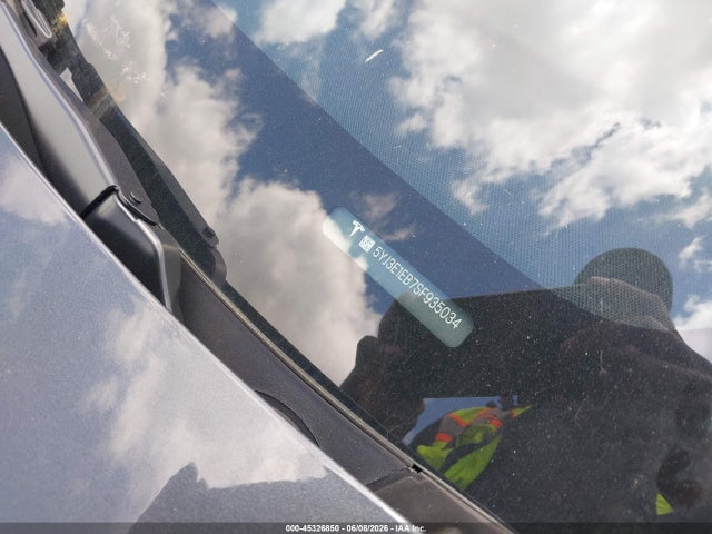 Tesla Model 3 Long Range All-wheel Drive 2025 5YJ3E1EB7SF935034 Image 9