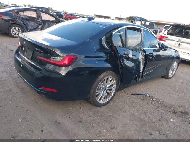 Продаж на аукціоні авто 2024 Bmw 330e Xdrive, vin: 3MW39FS07R8E04769, номер лоту: 45326873