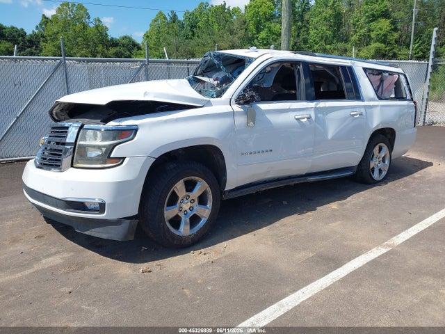 Chevrolet Suburban Premier 2017 1GNSCJKC2HR146850 Image 2