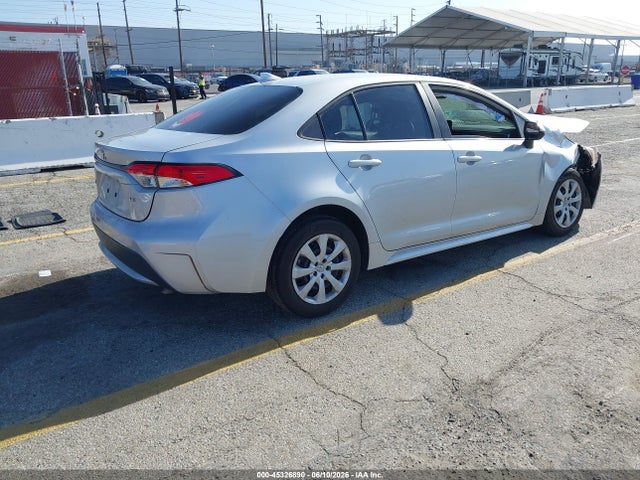 Toyota Corolla 2022 5YFEPMAE2NP325460 Image 17