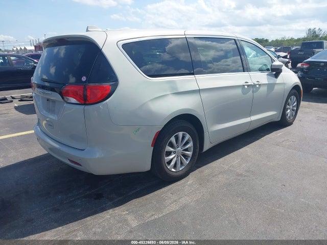Продажа на аукционе авто 2017 Chrysler Pacifica Touring, vin: 2C4RC1DG8HR565674, номер лота: 45326893
