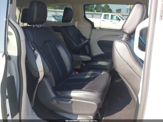 Aukcja sprzedaży 2023 Chrysler Pacifica Hybrid Touring L, vin: 2C4RC1L71PR595275, numer aukcji: 45326923