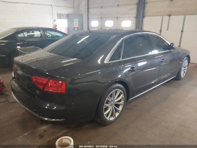 45326931 :رقم المزاد ، WAURVAFD9BN005290 vin ، 2011 Audi A8 L 4.2 مزاد بيع