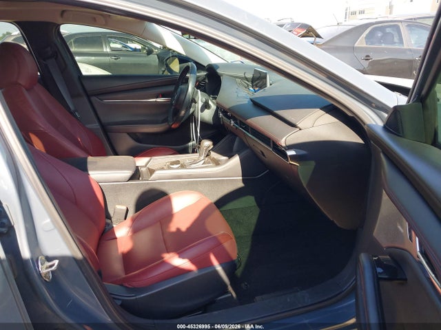 Продажа на аукционе авто 2023 Mazda Mazda3 2.5 S Carbon Edition, vin: 3MZBPBCM7PM363754, номер лота: 45326995