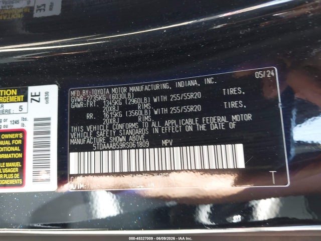 Toyota Grand Highlander Limited 2024 5TDAAAB59RS061809 Image 9