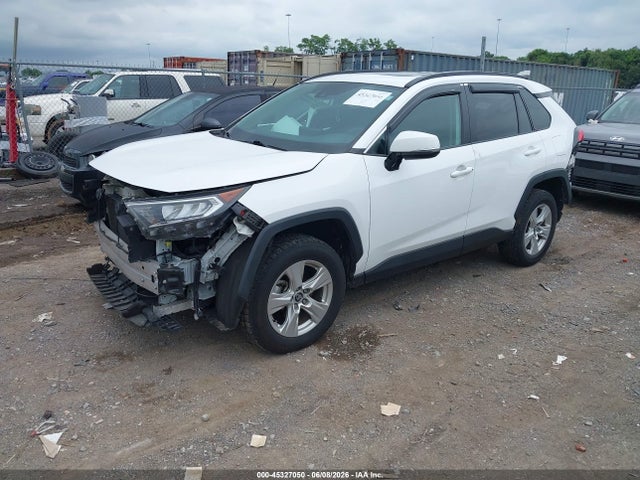 Toyota Rav4 Xle 2021 2T3W1RFV5MC101729 Image 2