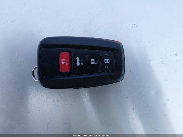 Toyota CAMRY LE 2018 4T1B11HK9JU019055 Image 11