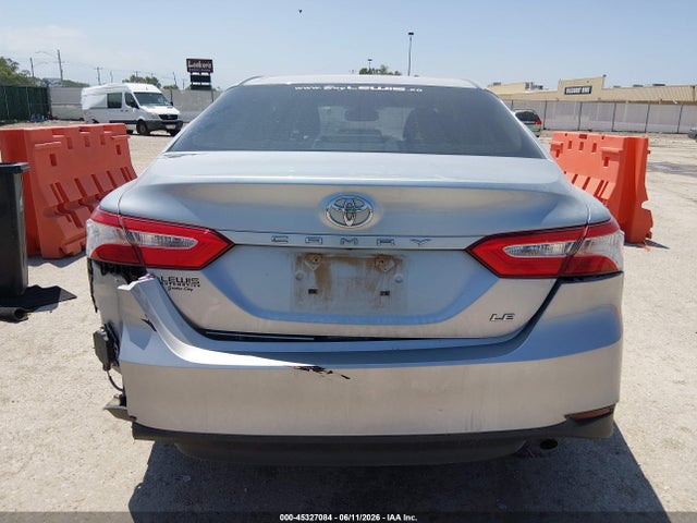 Toyota CAMRY LE 2018 4T1B11HK9JU019055 Image 17