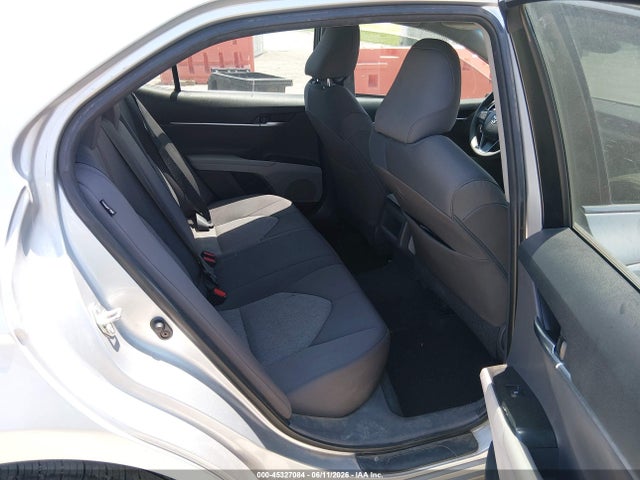 Toyota CAMRY LE 2018 4T1B11HK9JU019055 Image 8