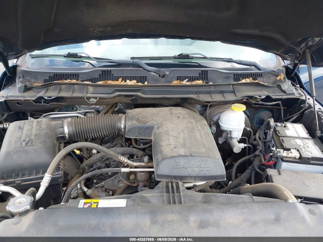 3C6JR6DG4KG569394 RAM 1500 Classic Tradesman 4x2 8&#039; Box