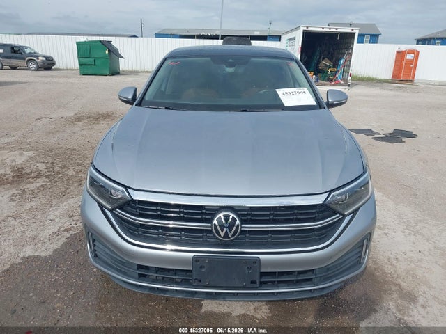 2022 Volkswagen Jetta 1.5t Sel მანქანა იყიდება აუქციონზე, vin: 3VWGM7BU0NM026319, აუქციონის ნომერი: 45327095