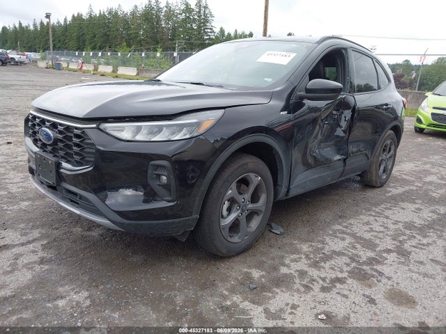 45327183 :رقم المزاد ، 1FMCU9NA5SUB43556 vin ، 2025 Ford Escape St-line Select مزاد بيع