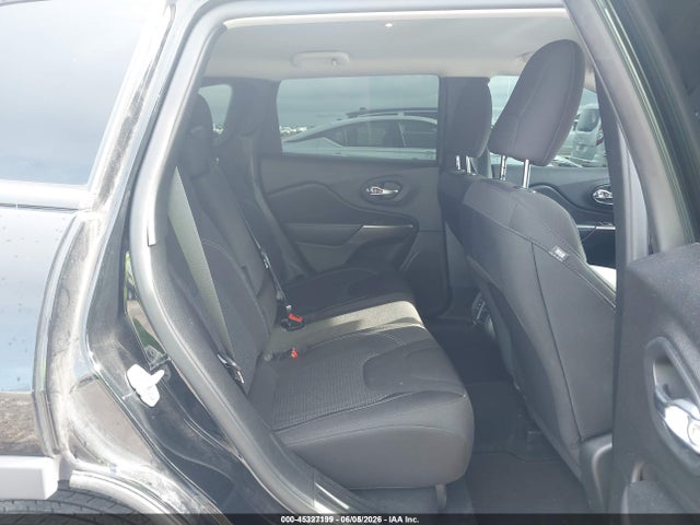 1C4PJLCB7LD645820 Jeep Cherokee Latitude Fwd