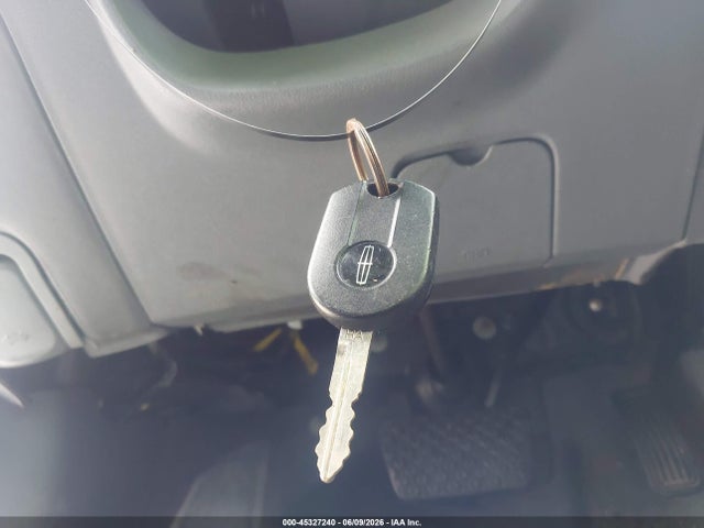 Продажа на аукционе авто 2010 Lincoln Mkz, vin: 3LNHL2GC2AR622747, номер лота: 45327240