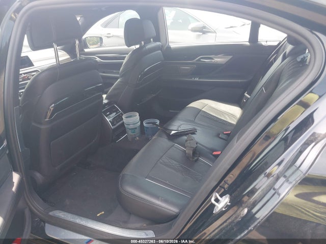 WBA7U2C06MCF11971 BMW 750i Xdrive