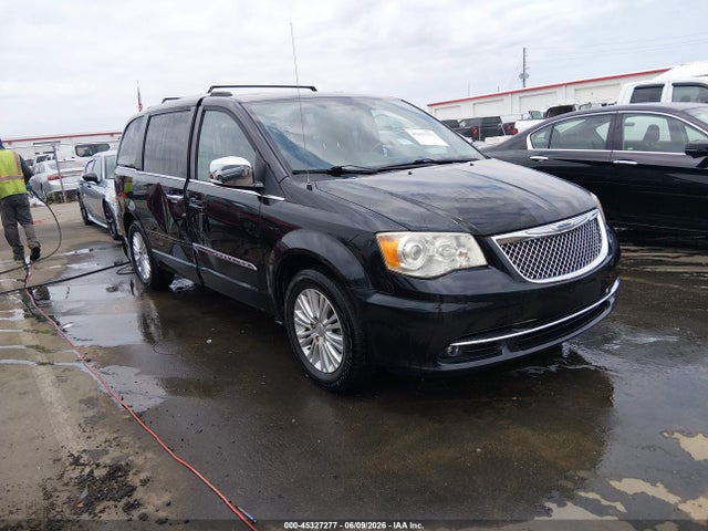 Продаж на аукціоні авто 2013 Chrysler Town & Country Limited, vin: 2C4RC1GG4DR753145, номер лоту: 45327277