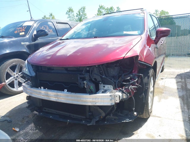 Auction sale of the 2017 Chrysler Pacifica Touring-l, vin: 2C4RC1BGXHR788320, lot number: 45327292