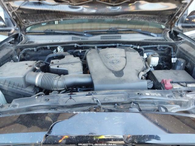 3TMCZ5AN4JM169656 Toyota Tacoma Sr V6