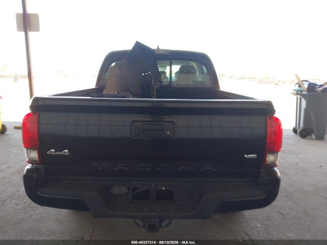 3TMCZ5AN4JM169656 Toyota Tacoma Sr V6