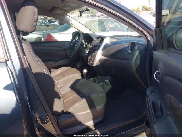 3N1CN7AP9HL806827 Nissan Versa 1.6 Sv