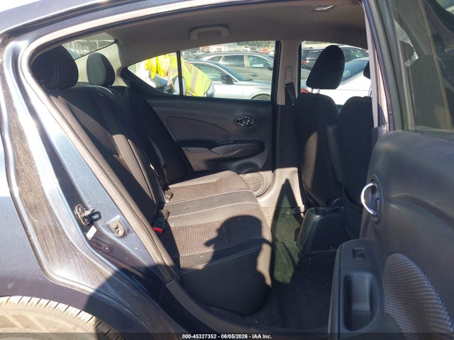3N1CN7AP9HL806827 Nissan Versa 1.6 Sv