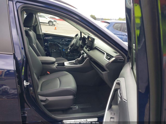 JTMA1RFV5SJ043898 Toyota Rav4 Xle Premium
