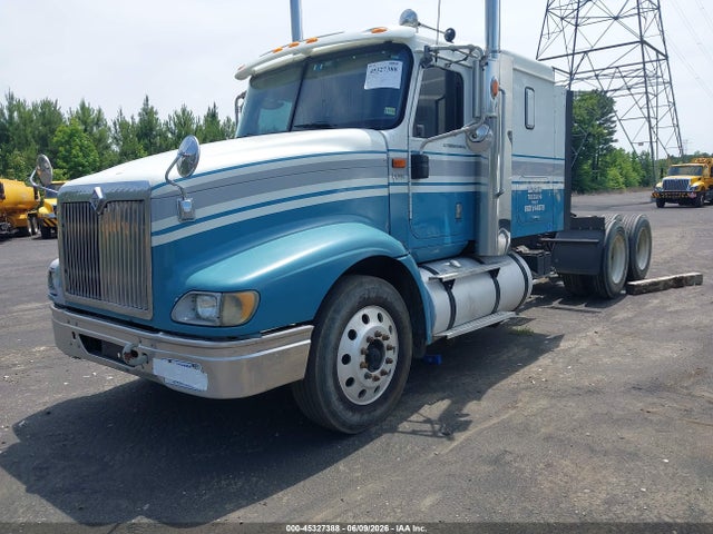 45327388 :رقم المزاد ، 2HSCNAPR76C238610 vin ، 2006 International 9400 مزاد بيع