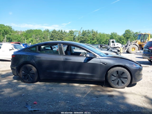 Продаж на аукціоні авто 2024 Tesla Model 3 Long Range Dual Motor All-wheel Drive/rear-wheel Drive, vin: 5YJ3E1EA0RF738479, номер лоту: 45327448